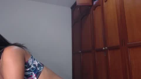 jennifer_t online show from 03-01-25, 09:59