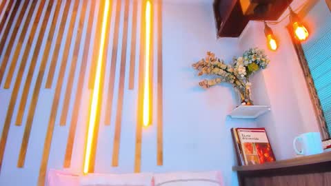 Snapshot of jennifer_vega1 chatting on 11-08-25, 12:11 Jennifer vega online show from 11-08-25, 12:11