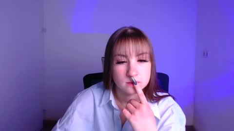 Jennifer online show from 02-10-25, 10:09