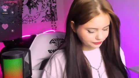 Jenni online show from 12-13-24, 03:32