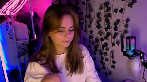 Jenni online show from 04-01-26, 12:17