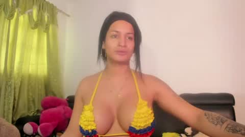 Snapshot of jenniifer_t chatting on 07-07-26, 03:49 jenniifer_t online show from 07-07-26, 03:49