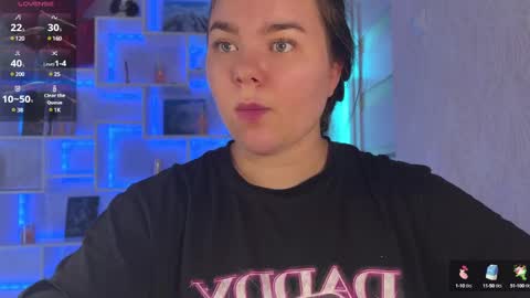 Snapshot of jennisxcharming chatting on 02-10-25, 10:09 Mila online show from 02-10-25, 10:09