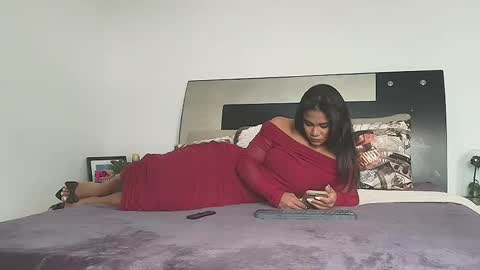 Jenn online show from 11-04-25, 06:40