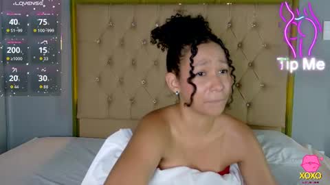 Snapshot of jenny__lawrence chatting on 07-05-26, 04:19 jenny__lawrence online show from 07-05-26, 04:19