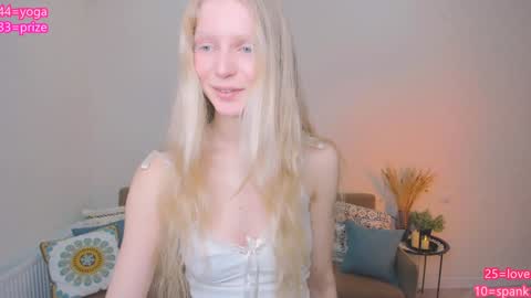 Snapshot of jenny_ames chatting on 02-08-25, 04:04 Jenny online show from 02-08-25, 04:04