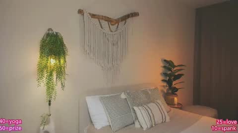 Snapshot of jenny_ames chatting on 10-28-25, 10:34 Jenny online show from 10-28-25, 10:34