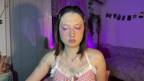 Snapshot of jenny_cox_love chatting on 04-24-26, 07:16 Jennifer Jenny Darling online show from 04-24-26, 07:16