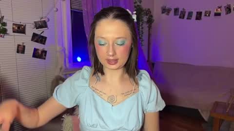Snapshot of jenny_cox_love chatting on 05-04-26, 06:15 Jennifer Jenny Darling online show from 05-04-26, 06:15