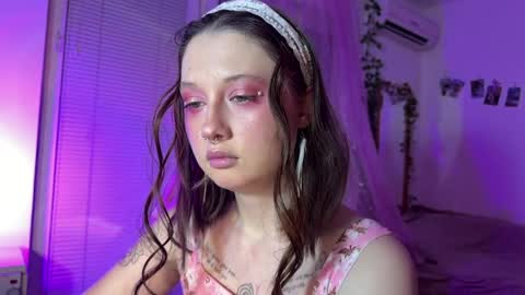 Snapshot of jenny_cox_love chatting on 06-06-26, 07:07 Jennifer Jenny Darling online show from 06-06-26, 07:07