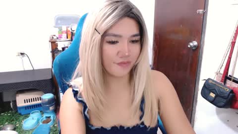 Jenny online show from 01-16-25, 04:07