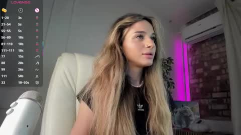 jenny_harringtons online show from 10-28-25, 07:34