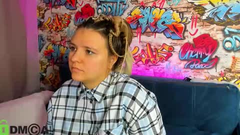 Jenny online show from 11-03-25, 01:08