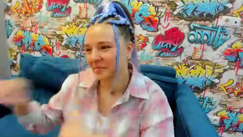 Snapshot of jenny_jimmy chatting on 07-15-26, 01:22 Jenny online show from 07-15-26, 01:22
