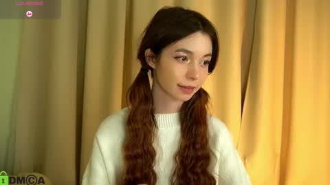 Snapshot of jenny_lylu chatting on 02-14-25, 02:50 Ori online show from 02-14-25, 02:50