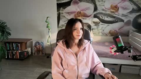 jennycutey online show from 11-30-25, 04:05