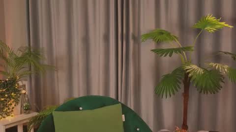 jennyfer_me online show from 02-10-26, 12:31