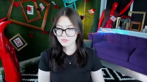 Snapshot of jennygibson chatting on 07-07-26, 01:15 JENNY online show from 07-07-26, 01:15