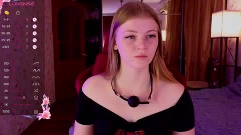 Snapshot of jennykiss11 chatting on 10-11-25, 09:13 your dream online show from 10-11-25, 09:13