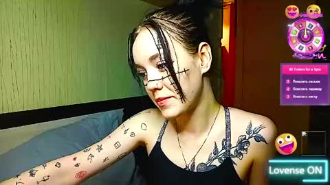 Snapshot of jennyrass chatting on 05-17-26, 04:47 JennyRass online show from 05-17-26, 04:47