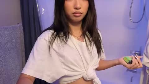 Jenny Tran online show from 04-10-26, 11:53
