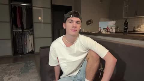 jeremy1scott online show from 11-12-25, 03:18