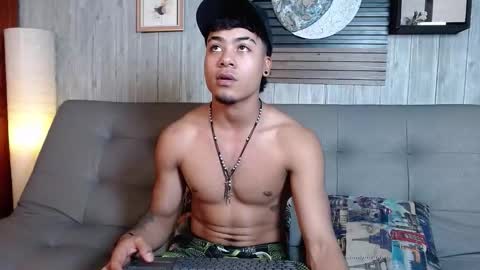 Snapshot of jeremy_wallker chatting on 02-18-26, 09:33 Jeremy online show from 02-18-26, 09:33