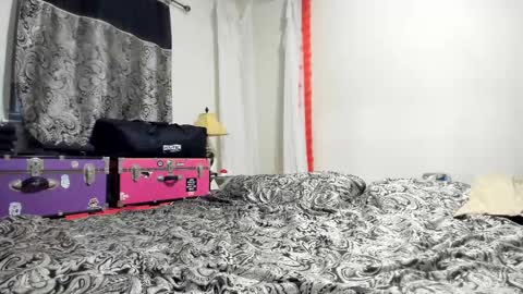 Jeri Lynn online show from 10-05-25, 11:02