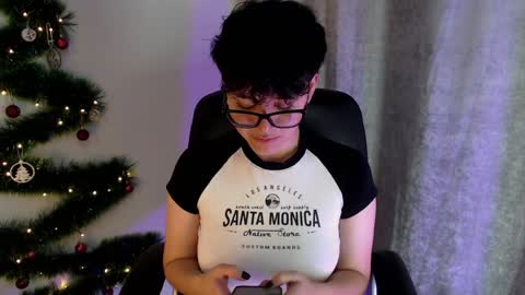 Snapshot of jero_harper1 chatting on 12-31-24, 08:34 jero harper1 online show from 12-31-24, 08:34