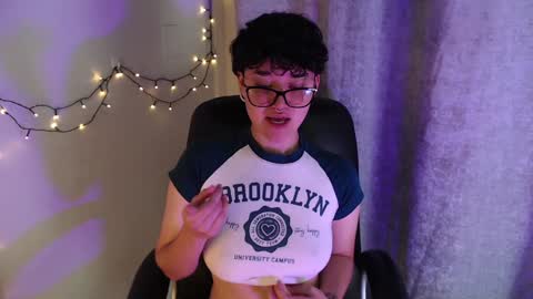 Snapshot of jero_harper1 chatting on 02-03-25, 09:18 jero harper1 online show from 02-03-25, 09:18