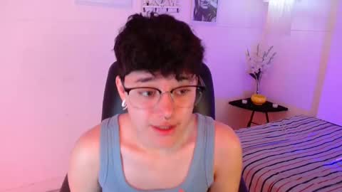 Snapshot of jero_harper1 chatting on 09-12-25, 02:50 jero harper1 online show from 09-12-25, 02:50