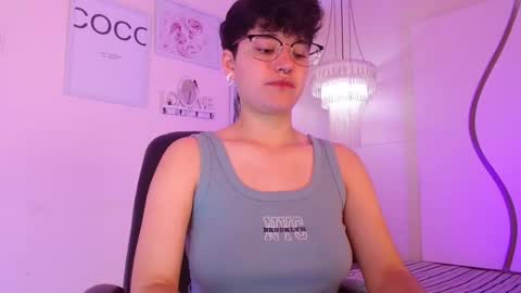 Snapshot of jero_harper1 chatting on 09-24-25, 02:53 jero harper1 online show from 09-24-25, 02:53