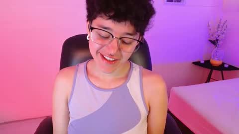 Snapshot of jero_harper1 chatting on 11-13-25, 03:55 jero harper1 online show from 11-13-25, 03:55