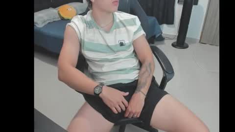 jeroo__ online show from 12-18-25, 10:27