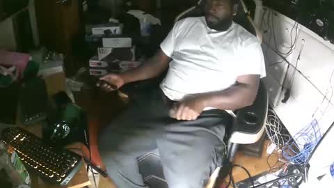 jerry johnson online show from 10-13-25, 04:12