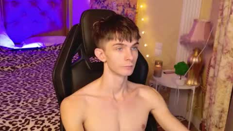 Jerry  online show from 12-05-25, 06:33