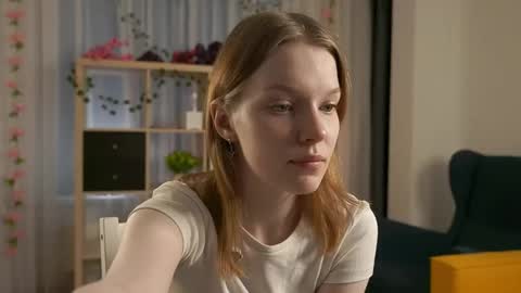 Molly online show from 12-23-25, 04:10