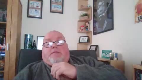 Harry online show from 12-20-25, 10:00