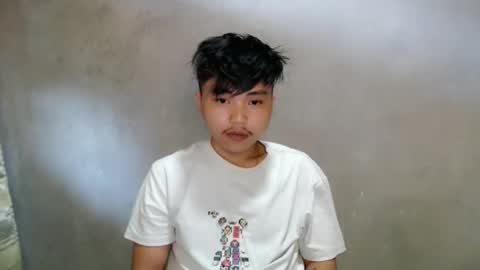 jerwinpenas00 online show from 06-05-26, 06:42