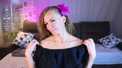 jesica_moon_peachy online show from 10-18-25, 01:30
