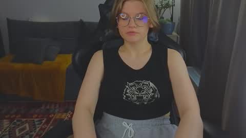  JessieVibes online show from 10-15-25, 01:00