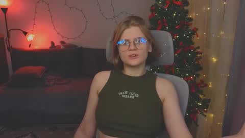  JessieVibes online show from 12-21-25, 01:29