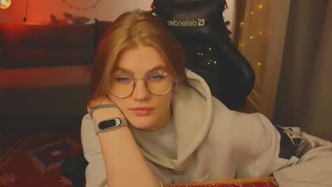  JessieVibes online show from 01-19-26, 04:33