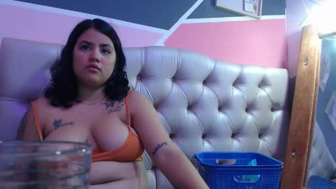 Snapshot of jess_beauty chatting on 12-02-24, 10:34 jess beauty online show from 12-02-24, 10:34