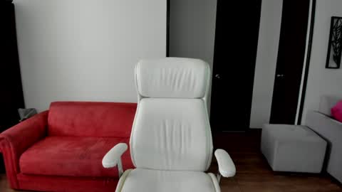 jess_rosse online show from 06-17-26, 03:46