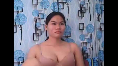Snapshot of jessa_21 chatting on 04-25-26, 01:41 jessa_21 online show from 04-25-26, 01:41