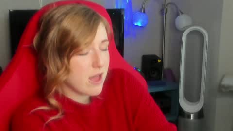 Snapshot of jessebangs chatting on 02-05-25, 11:17 Jesse online show from 02-05-25, 11:17