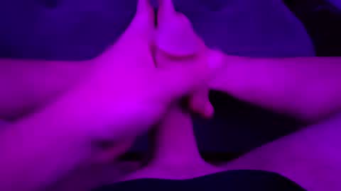 Snapshot of jesseboyy chatting on 12-14-25, 09:30 jesseboyy online show from 12-14-25, 09:30