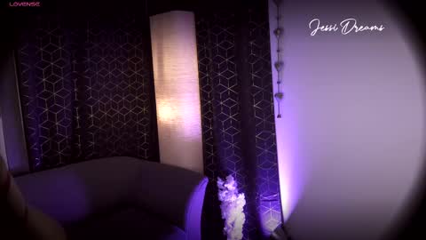 Snapshot of jessi_dreams chatting on 10-14-25, 02:12 Jessica Gomez online show from 10-14-25, 02:12