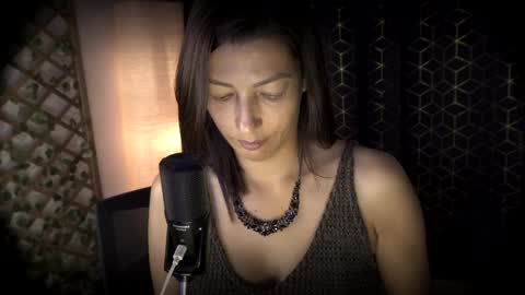 Jessica Gomez online show from 04-04-26, 01:48